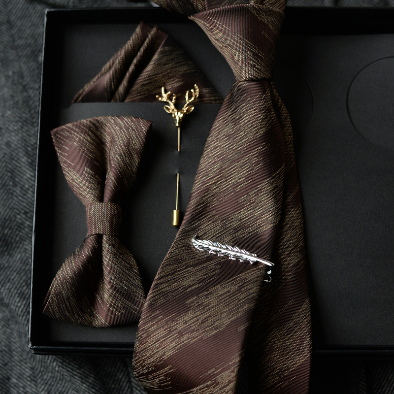 Coffee Brown Rhythmic Brown Striped Arrow-Shaped Tie Men's Business High-End Suit Gift Box Set Trendy Gift Coffee Brown Rhythmic Brown Striped Arrow-Shaped Tie Men's Business High-End Suit Gift Box Set Trendy Gift