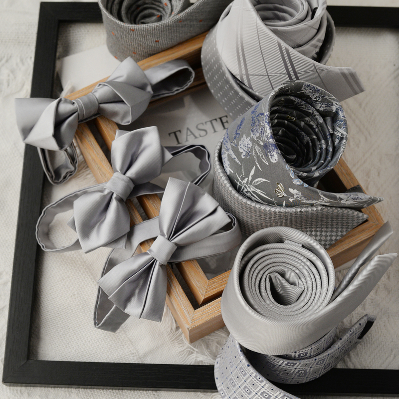 Elegant Silver-Gray Hand-Tied Tie, Noble, Dignified, and Luxurious Bow Tie, Dress, Sparkling Casual Business High-End Formal Wear Trend Elegant Silver-Gray Hand-Tied Tie, Noble, Dignified, and Luxurious Bow Tie, Dress, Sparkling Casual Business High-End Formal Wear Trend