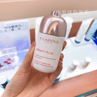 Clarins, осветляющая эссенция для подчеркивания естественного сияния кожи, осветляет кожу, 50 мл