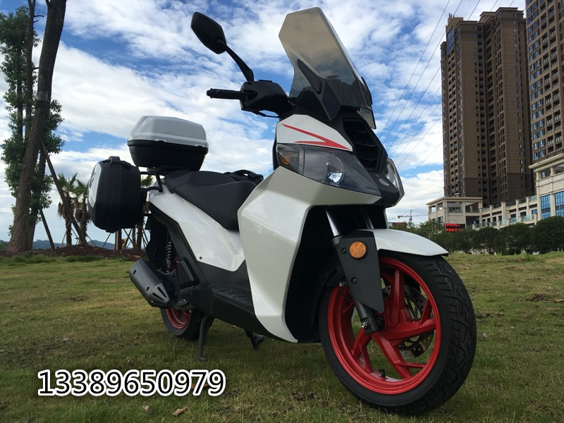 Qianjiang Benelli BJ150-10C bên hộp sắc cạnh hộp đuôi hộp treo hộp sắc cạnh hộp nhanh chóng phát hành hộp - Xe gắn máy phía sau hộp thùng đựng đồ xe máy