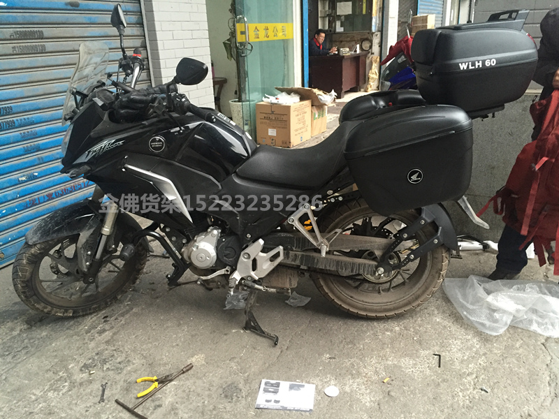 Sundiro CBF190X hộp bên đại bàng SDH175-7 hộp phía sau hộp bên CB190X hộp lưu trữ thân cây - Xe gắn máy phía sau hộp hộp đựng đồ xe winner