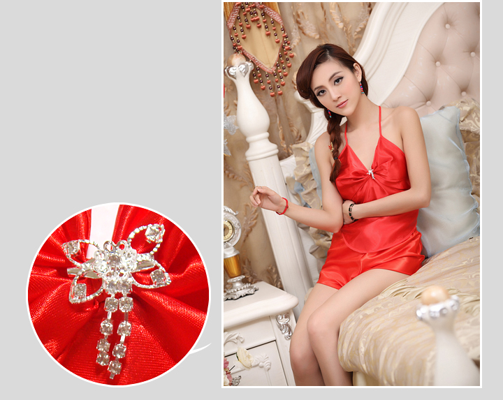 Yijia cổ điển thời trang dây đeo rhinestone sáng bóng đồ lót thêu đồ ngủ gợi cảm tạp dề phong cách Trung Quốc * V cổ sao sáng đồ ngủ đôi