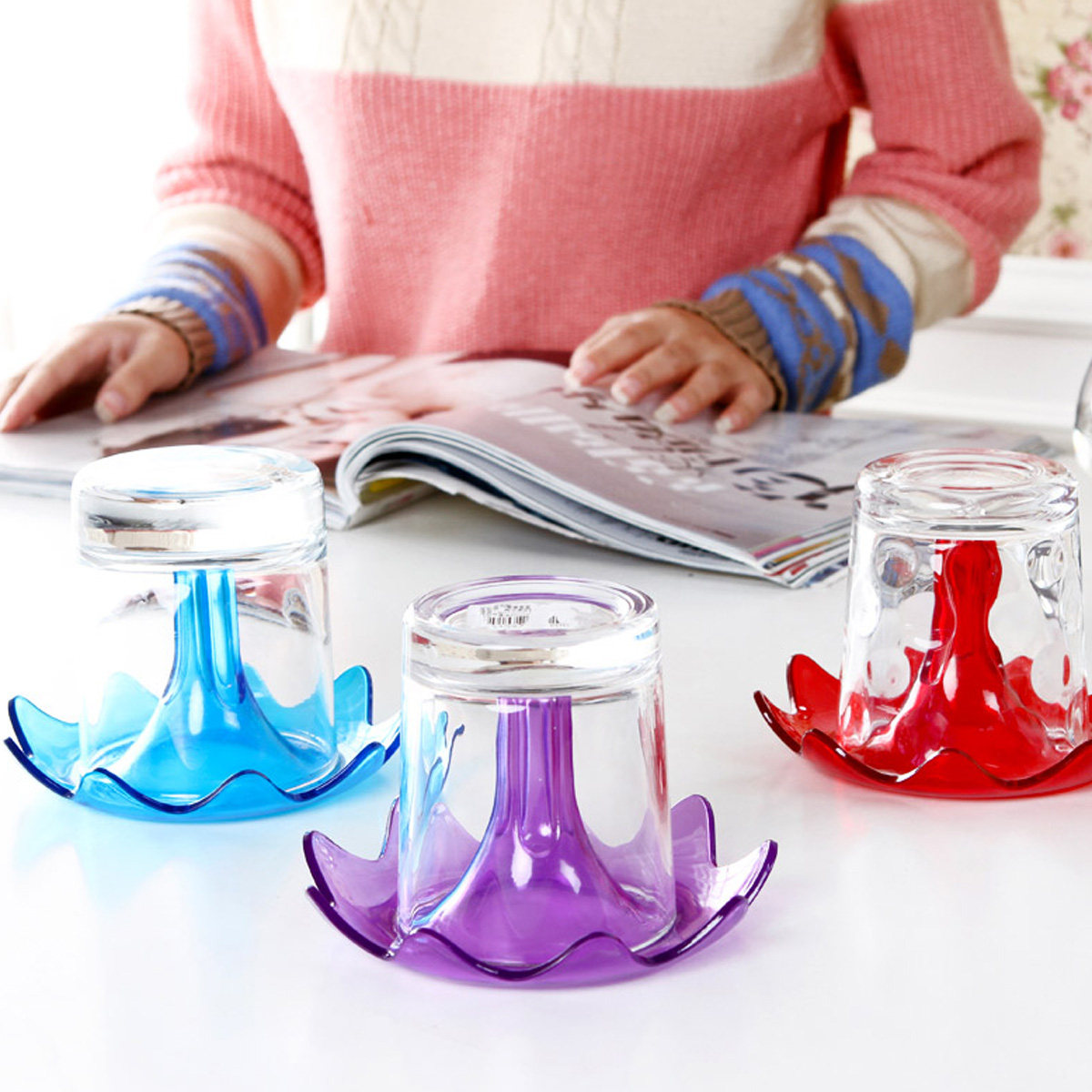 ��ĭ֮��͸���ǹ�ɫ����©��