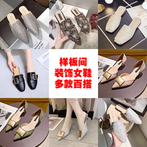 Model room bedroom ladies cloakroom wardrobe high-end shoes bag high-heels shoes soft decorations exhibition hall display ornaments