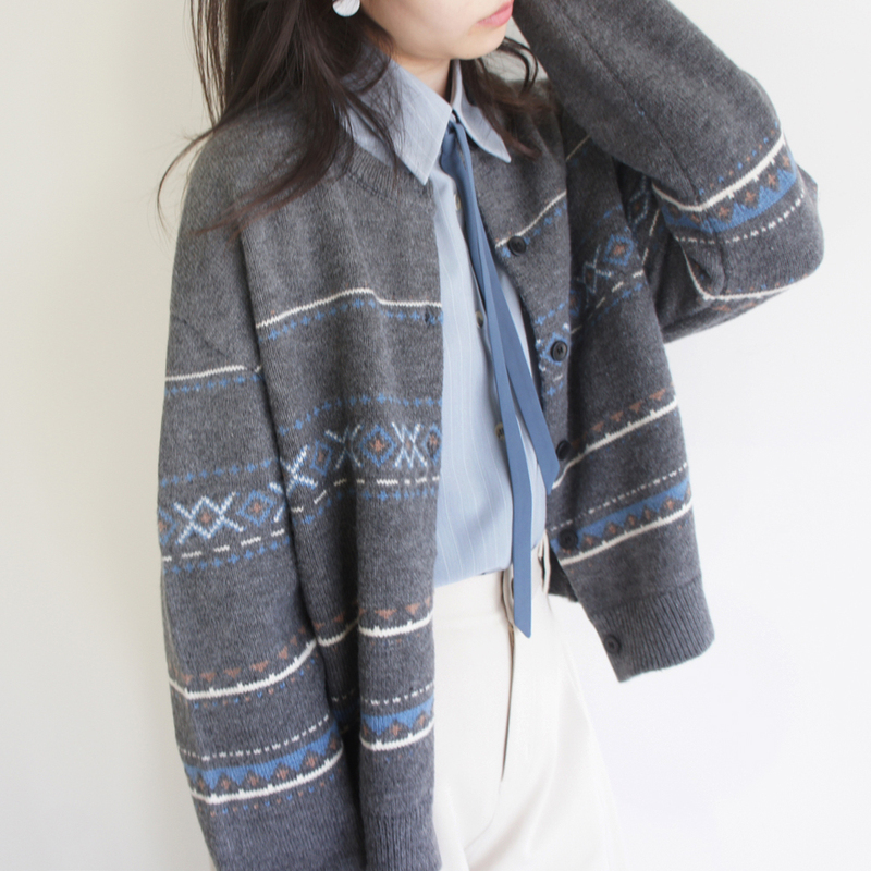 Lost and Found Gray-Blue Fair Isle Long-Sleeve Sweater Cardigan, Loose 26Aw Top with a Soft Feel