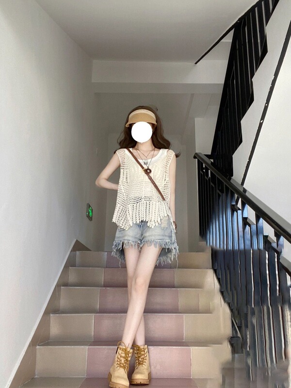 【Three-Piece Set】Summer New Style Hot Girl Hollow-Out Knit Vest Cover-Up White Camisole Denim Shorts Women's Trendy