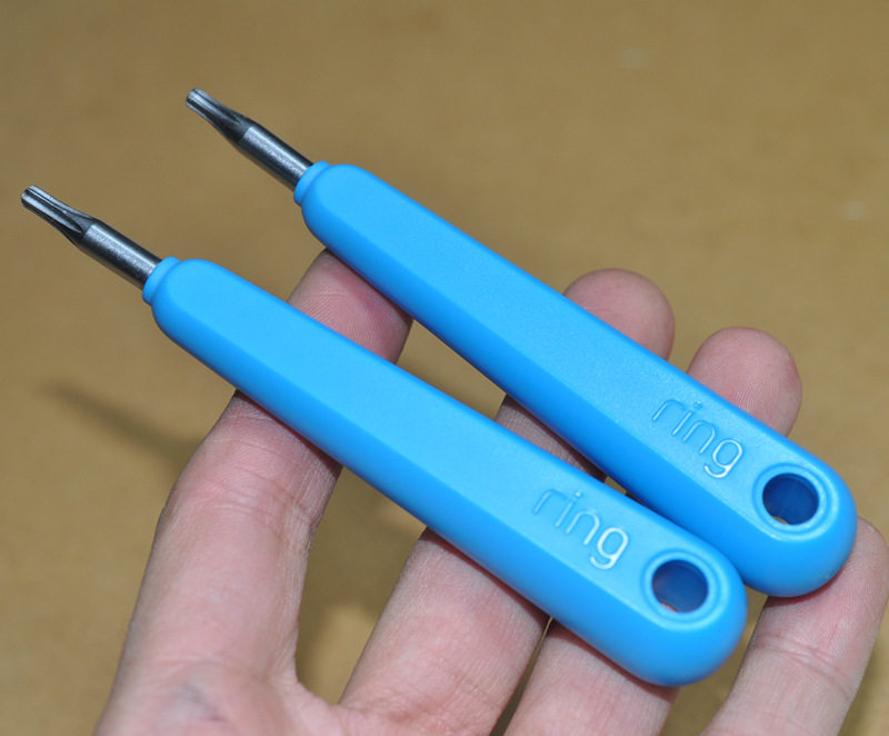 Hexagon strong magnetic screwdriver large machine workmanship mini portable home hardware small tool with hanging holes easy to contain-Taobao