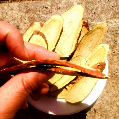 Солодка китайские лекарственные материалы Внутренняя Монголия Специальные полупрофильные полусокороковые таблетки в дробилках 500 г чая можно использовать для бесплатного порошка