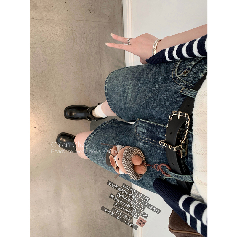 Chien's Private Message Recommended Denim Shorts, Retro Casual Five-Point Shorts, Summer Rhinestone Straight-Leg Mid-Length Shorts for Women Chien's Private Message Recommended Denim Shorts, Retro Casual Five-Point Shorts, Summer Rhinestone Straight-Leg Mid-Length Shorts for Women