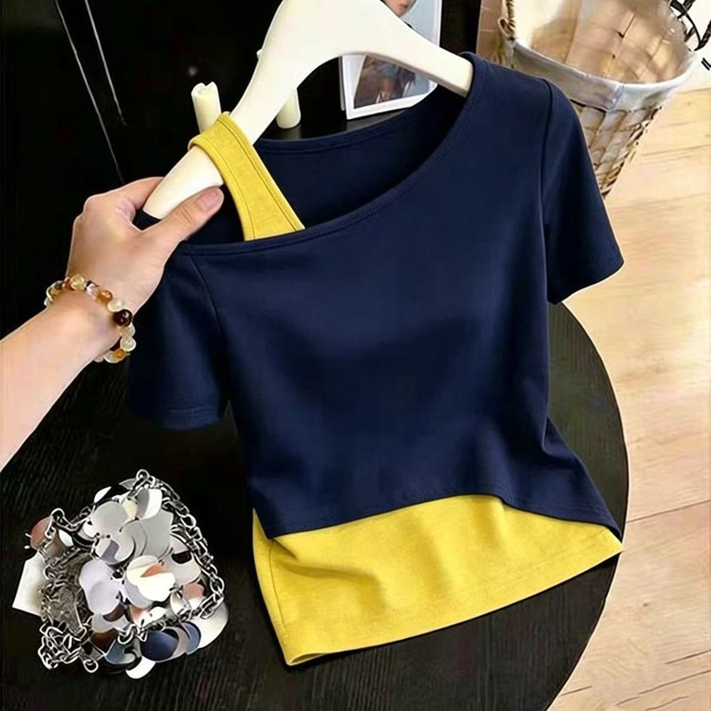 Color-Blocked Design Fake Two-Piece Off-Shoulder Irregular Short-Sleeve T-Shirt for Women, Summer 2026, Unique and Beautiful Top That Stands Out on the Street Color-Blocked Design Fake Two-Piece Off-Shoulder Irregular Short-Sleeve T-Shirt for Women, Summer 2026, Unique and Beautiful Top That Stands Out on the Street