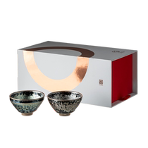 Wanqiantang built a tea cup for personal use. A pair of high-end kung fu tea cups built with gold and silver oil drops.