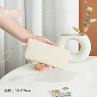 Almond Bai [многопрофильные перегородки, построенные в портативную монетную кошелек]