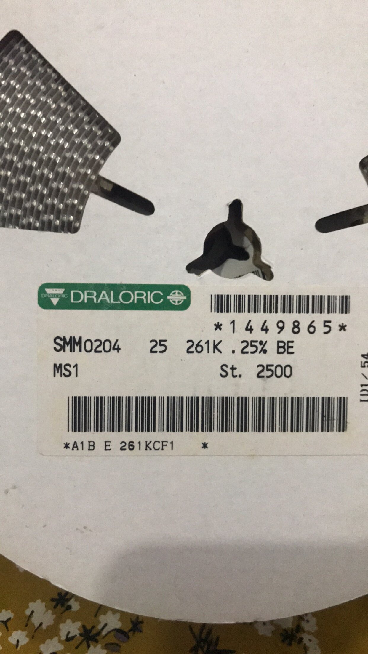 Patch 1206 color ring cylindrical 0204 261K 0 25% 25PPM wafer resistance imported original