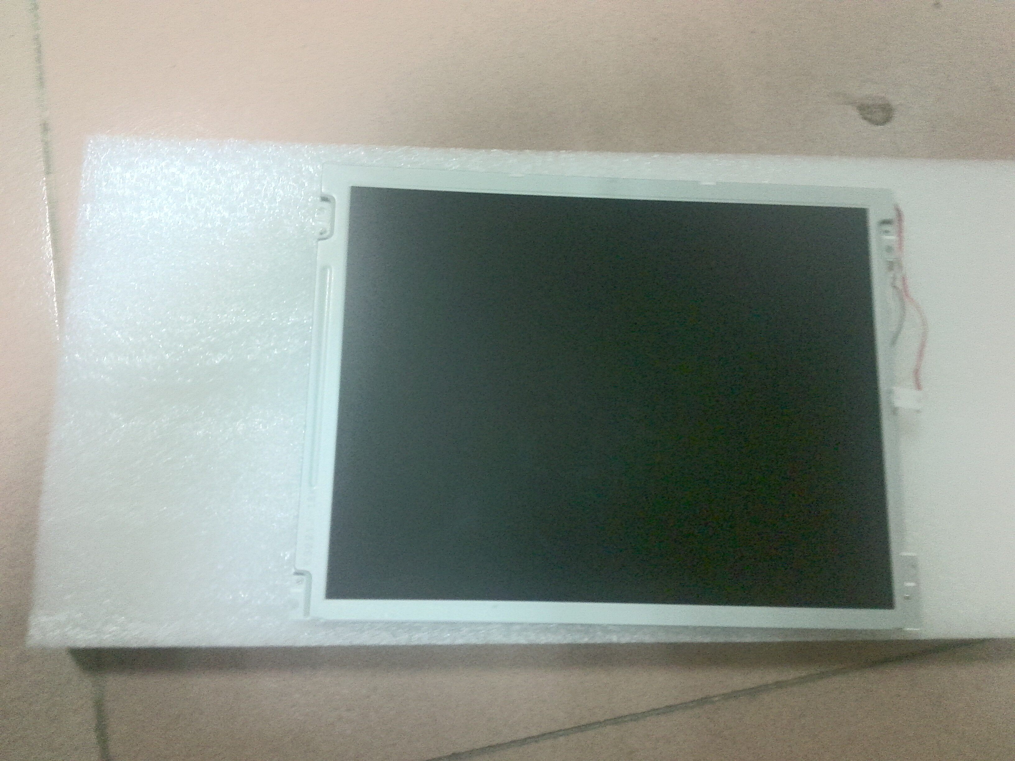 LQ104V1LG92 10 4-inch Sharp LCD display spot please consult before shooting