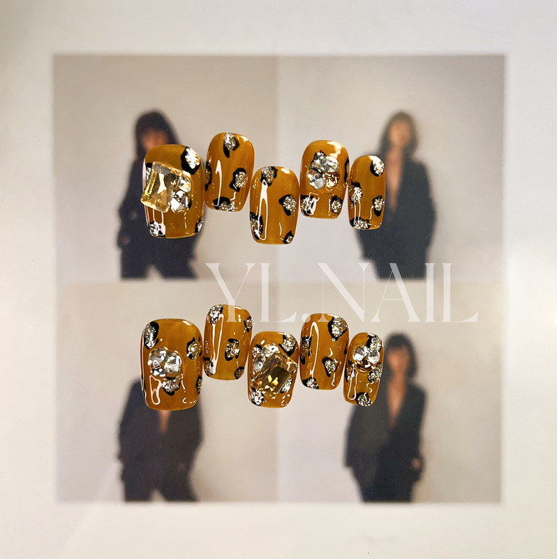 【Yl.Nail Old Money Leopard Print】Handmade Nail Tips ins Unique Caramel Hand-Painted Leopard Print Glitter Wearable Nails 【Yl.Nail Old Money Leopard Print】Handmade Nail Tips ins Unique Caramel Hand-Painted Leopard Print Glitter Wearable Nails