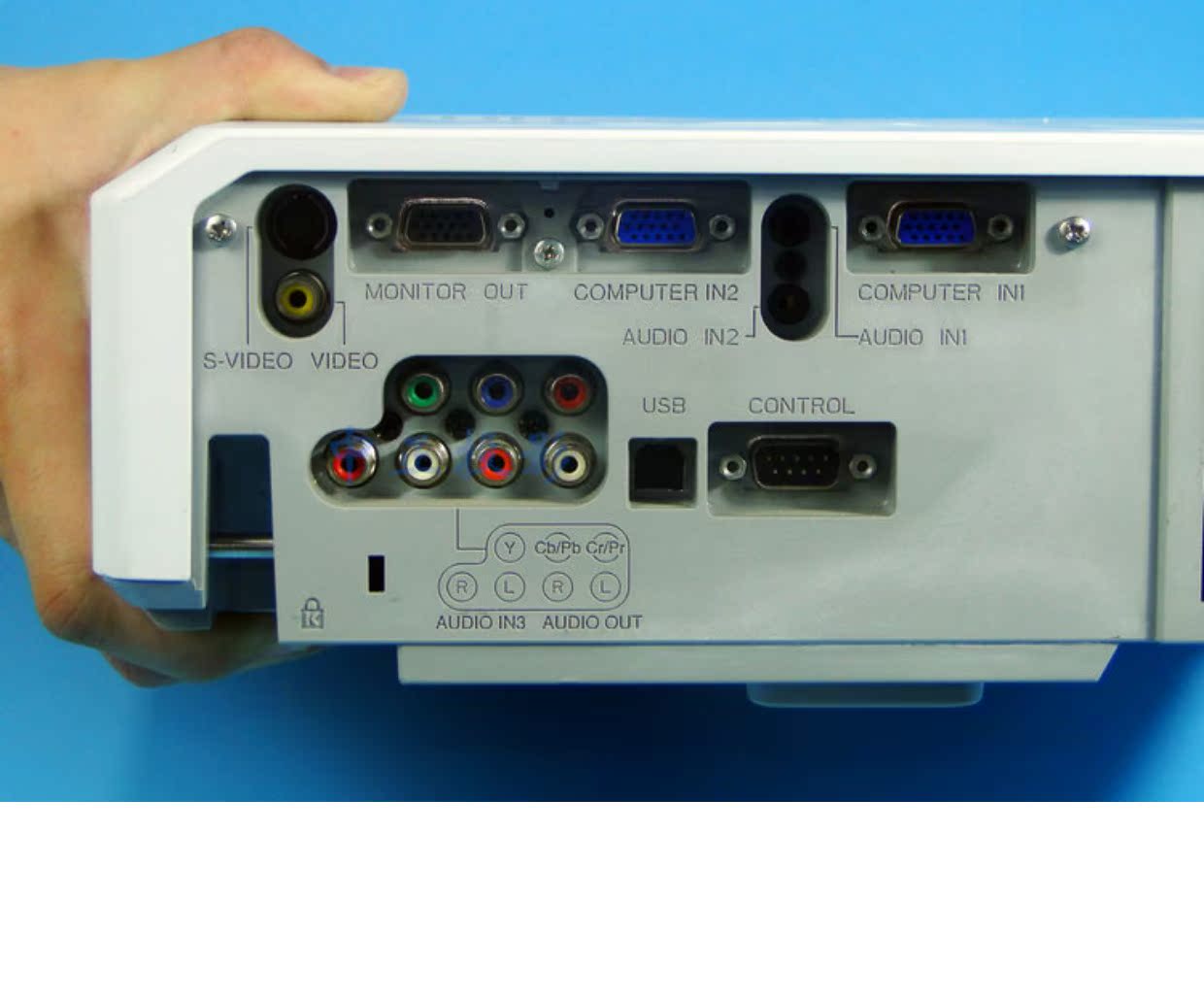 Hitachi CP-X2010 cp-x2011 sử dụng máy chiếu HD dành cho doanh nghiệp gia đình HDMI