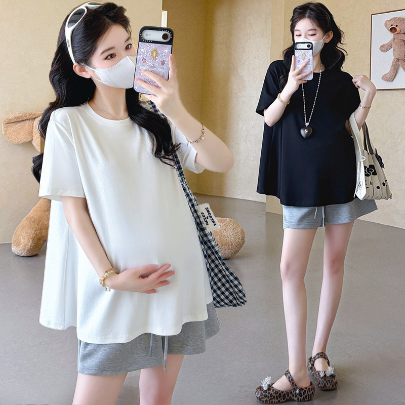 Plus-Size Maternity Tops for Summer 2026, New Thin Loose A-Line Short-Sleeve T-Shirts for Women, Cover the Belly and Look Slimming Plus-Size Maternity Tops for Summer 2026, New Thin Loose A-Line Short-Sleeve T-Shirts for Women, Cover the Belly and Look Slimming