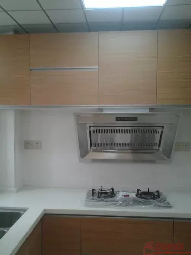 Старшая пластина, пожилая беременная женщина с детьми, чтобы обеспечить здоровье, производители шкафов направляют продажи обнаружения поддержки Dew Water River E0