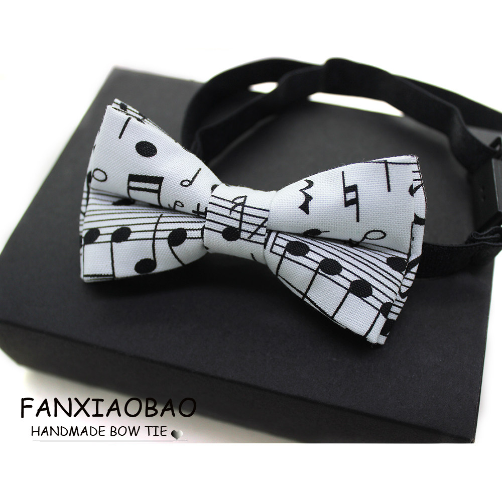 FXB black and white note hundred days baby baby one-year-old child collar flower tie boy student child bow tie
