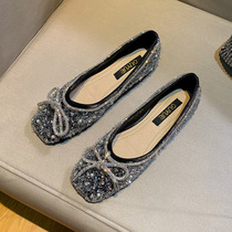 Light mouth square head single female 2021 Summer new fashion 100 hitch female wind butterfly knot one foot pedal flat bottom