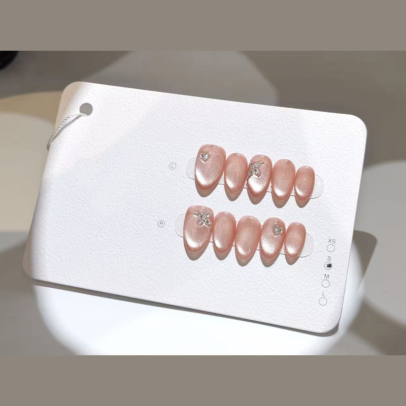 Purely Handmade Wearable Nails with Crescent Gradient Cat Eye Design, Short Round Diamond Decoration, High-Quality Nail Art Tips