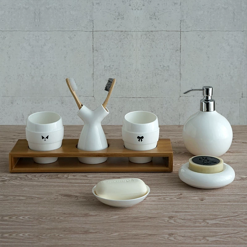 Ceramic set, mouthwash, European style, for beloved, simple and elegant design