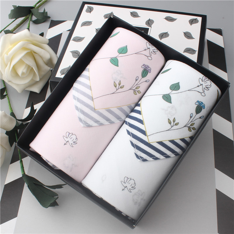 Ms. Mei Lian printed handkerchief with a thin cotton comb large-size handkerchief Japanese and wind towel wipe sweat gift box