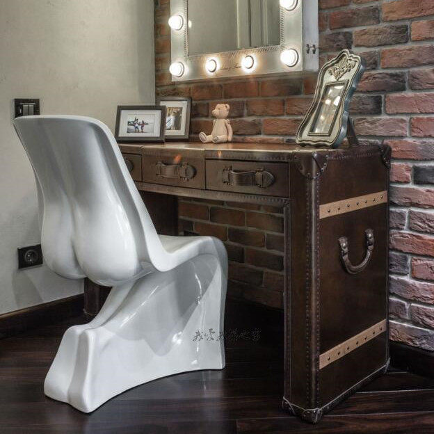Personality Art Styling Chair Fiberglass Beauty Chair Beautiful Men's Chair Beauty Chair Designer Panton Chair Fashion Dining Chair