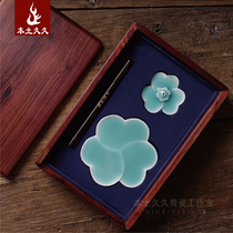 Li Zhen pure handmade incense insert Longquan celadon incense road porcelain high-end line incense burner Buddha utensils clover incense burner