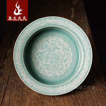Wang Chuanbins pure handmade auspicious cloud three-legged washing machine Longquan celadon powder green tea washing machine high-end folded washing machine in the study room