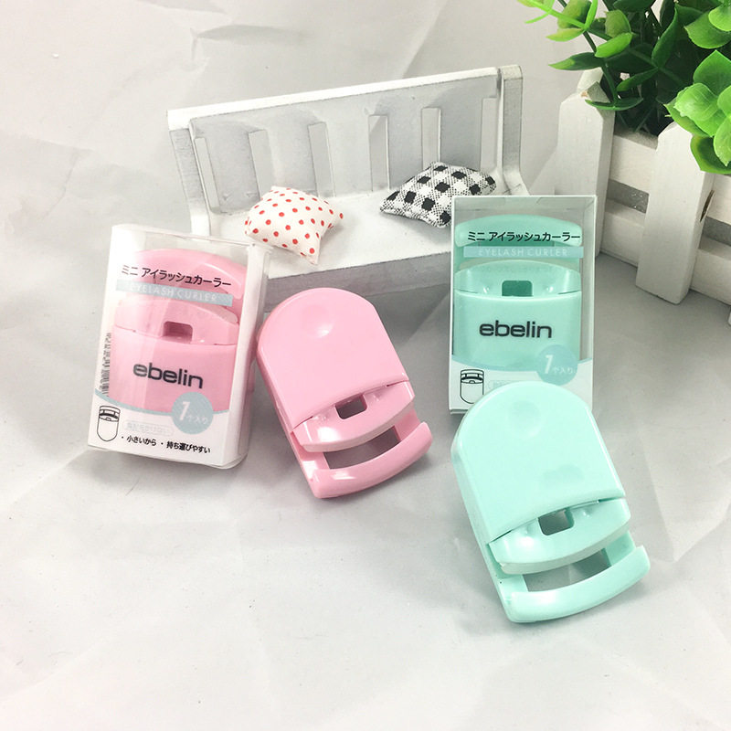 Gift (1) random color clip out sunflower mini eyelash curler portable eyelash curler