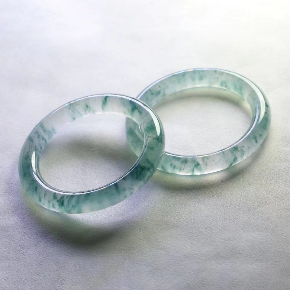 Emerald Ching jewellery RMB2000  goods ultra-connected natural emerald live watching goods Do not take selfies