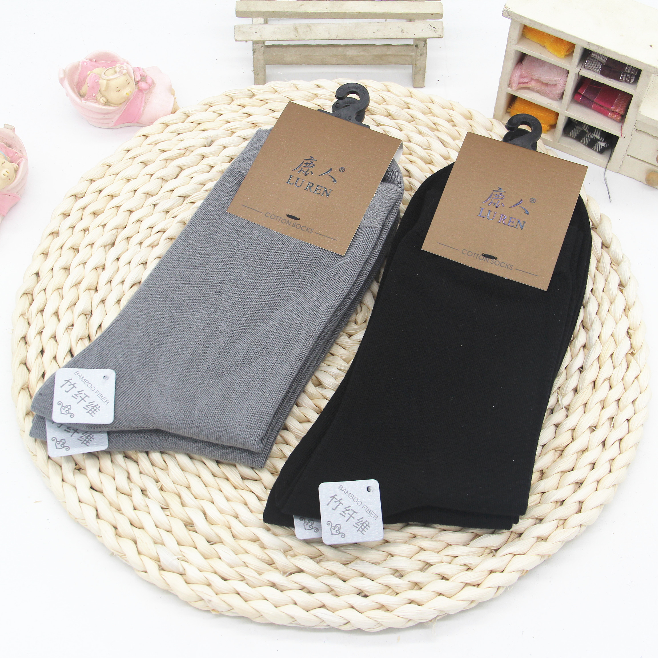 Vớ nhung nam 7015 chính hãng bằng sợi tre màu trắng ở eo cao mềm mại thoải mái cho nam tất thể thao