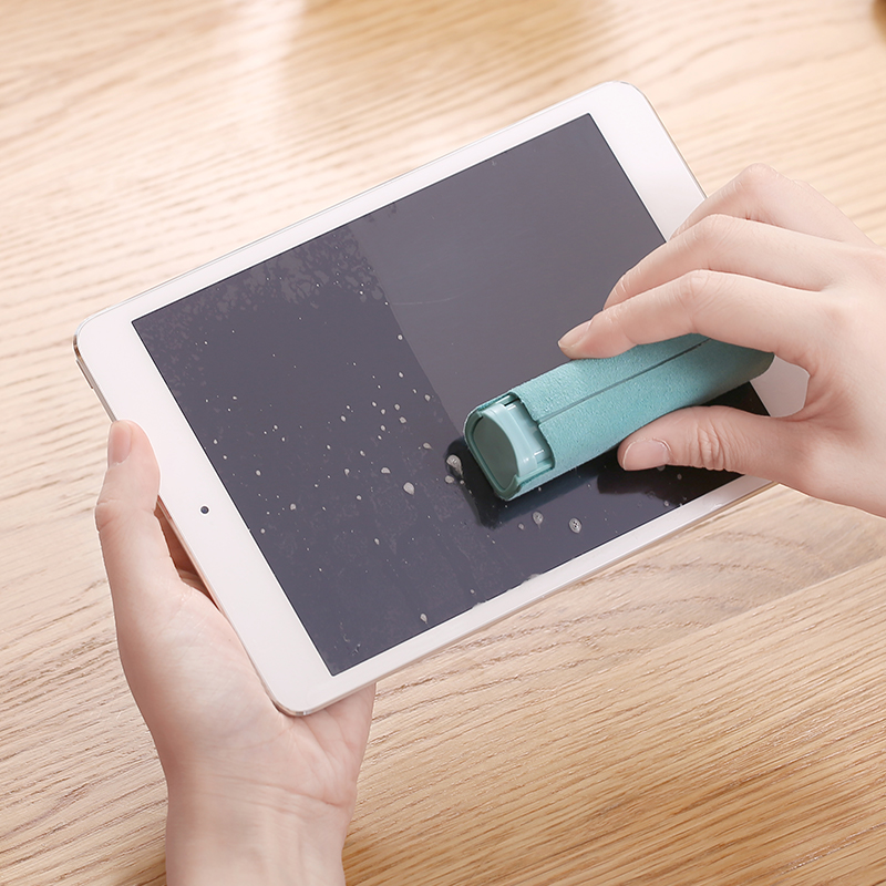 Mobile phone screen cleanser tablet LCD TV to fingerprint spray with single eye camera lens cleaning solution