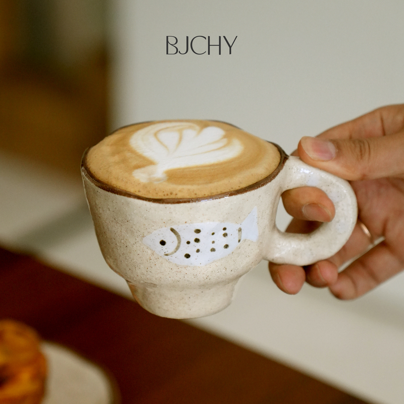 Rustic Pottery Handmade Small Fish Ceramic Coffee Cup and Saucer, Niche Cute Latte Cup, Exquisite Birthday Gift Rustic Pottery Handmade Small Fish Ceramic Coffee Cup and Saucer, Niche Cute Latte Cup, Exquisite Birthday Gift