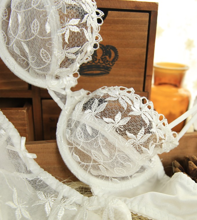 Ensemble intime en  dentelle - Ref 3151042 Image 23