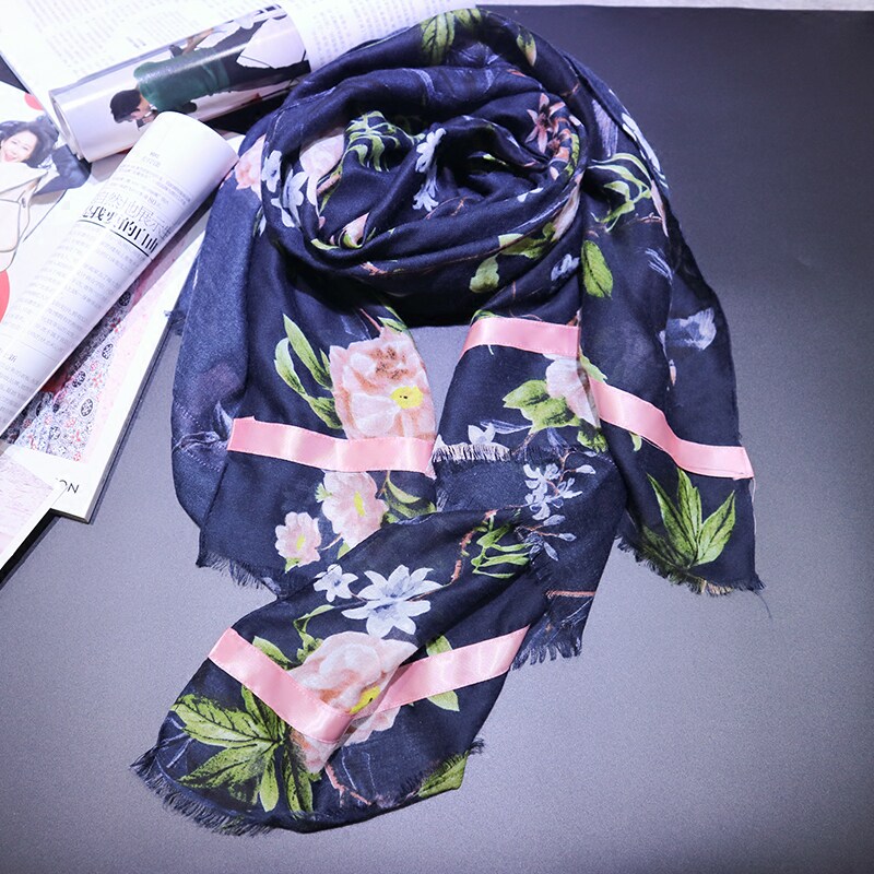 European and American Scarf Female spring summer English Tibet Yue Pink Mountain Tea Flower with a long hundred and lace shawl scarf