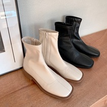 2020 Korea old board Lady with the same boot slim boot handsome 100 lap Martin boot side zipped square head coarse heel short boot female