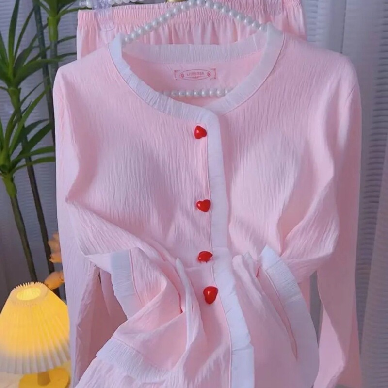 Early Spring & Fall Soft Female Heart Buttons Sweet and Comfortable Home Clothes Pajamas with Chest Pads