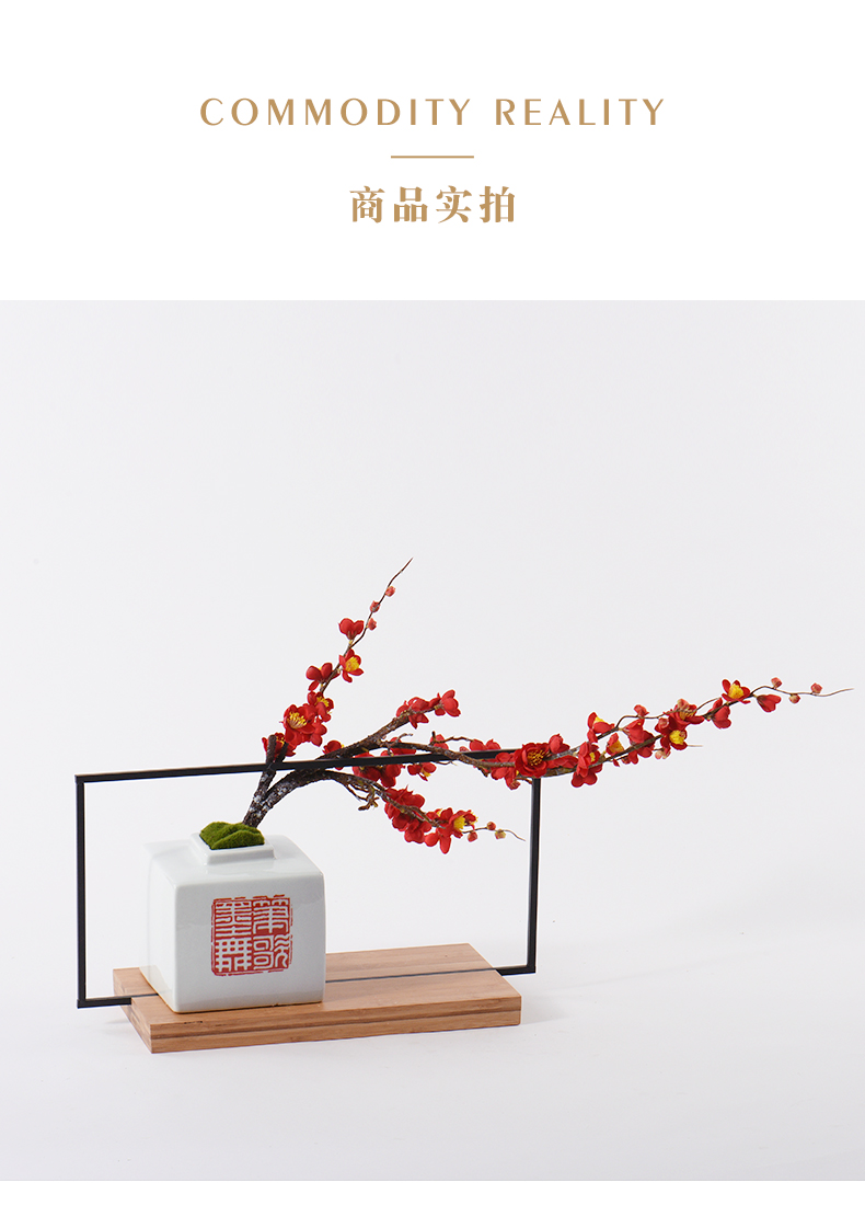 Ceramic vase furnishing articles, the sitting room is the study of new Chinese style name plum flower potted flower, flower implement example room dry flower, flower art as a whole