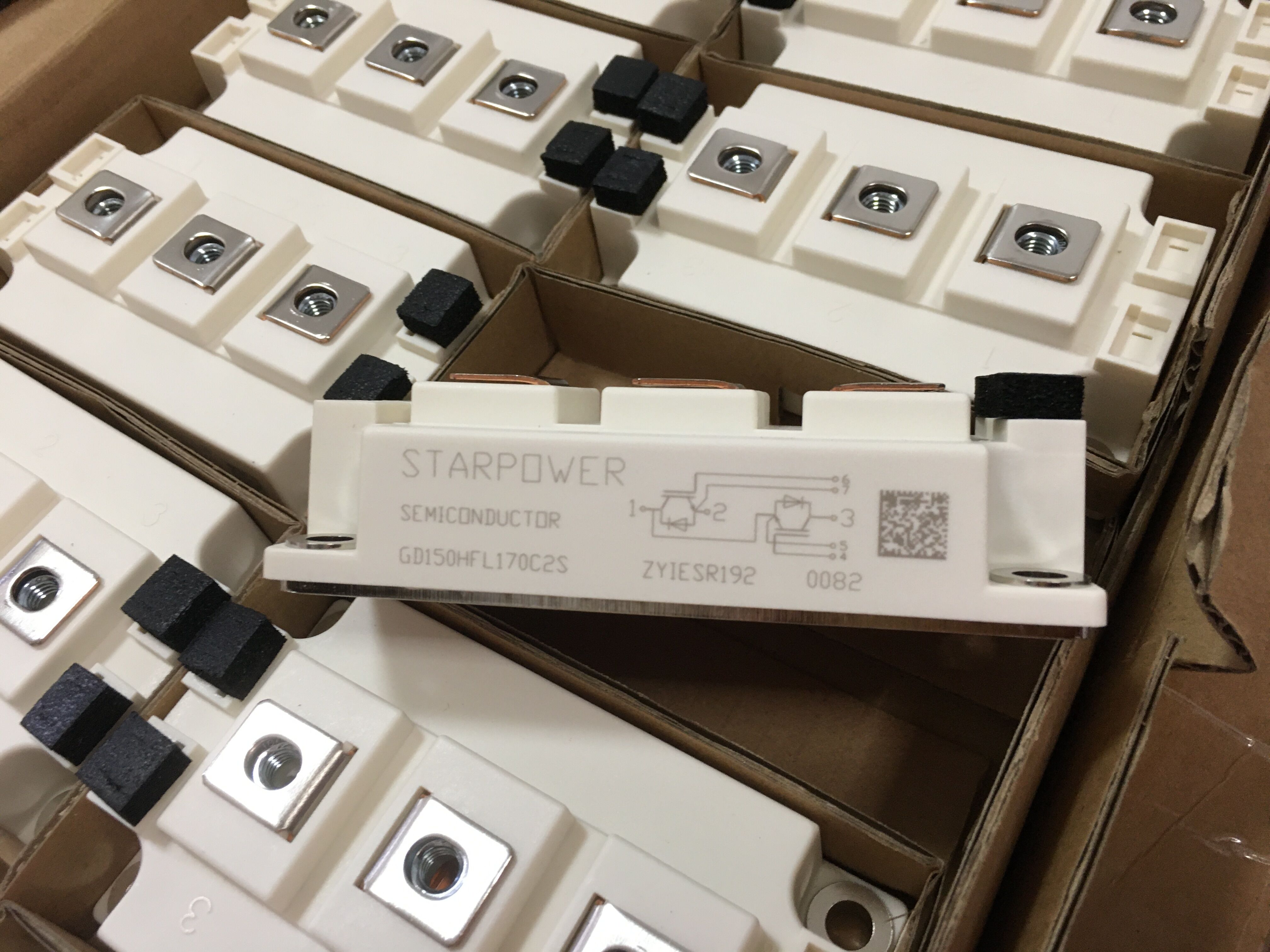 GD300HFL120C2S GD150HFL170C2S Sda's new knock-down and beautiful all with spot.