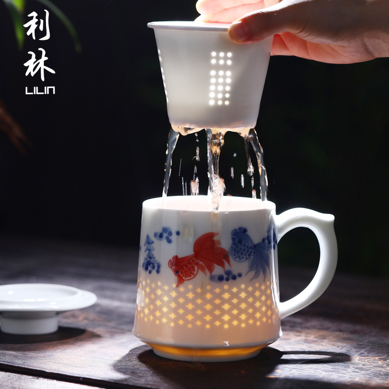 Jingdezhen Underglaze Ceramic Cup, Tea Cup with Tea-Water Separation, Large Capacity Office Cup, Hand-Painted Exquisite Gift Cup