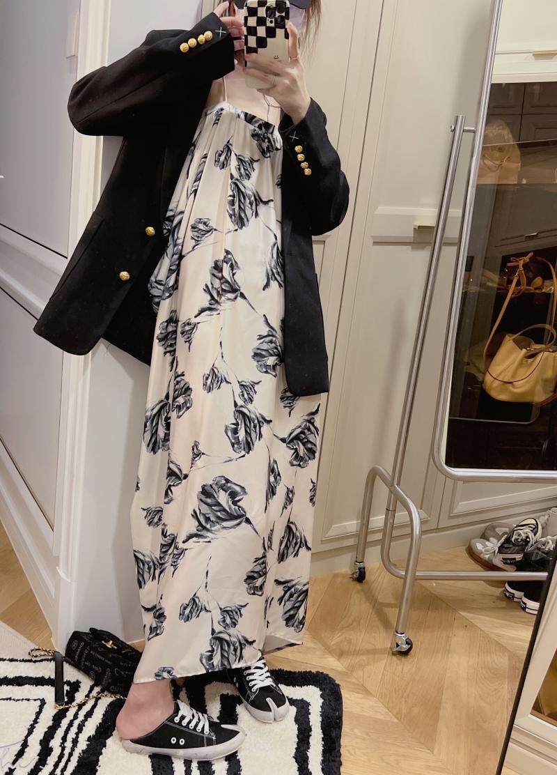 chic French retro high-end halter dress, summer ink-wash print, beach vacation, seaside photo long dress for women pic 13