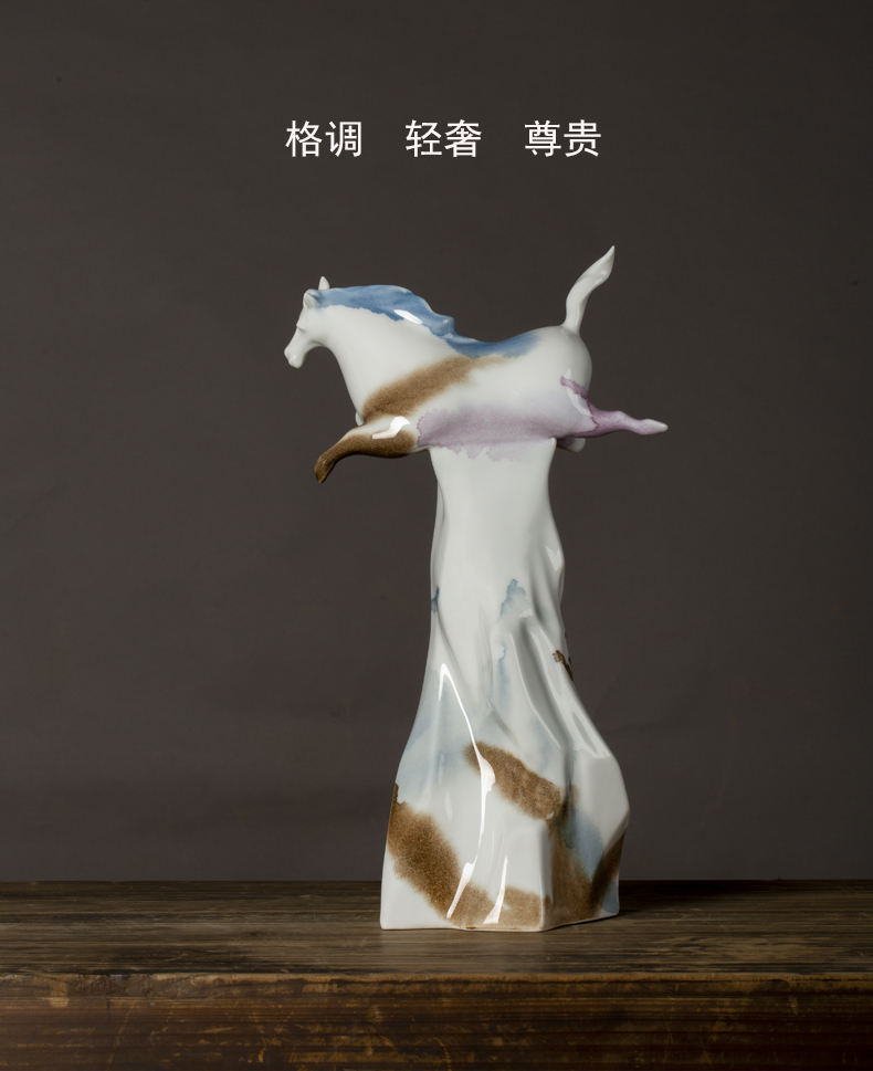 Jingdezhen ceramic horse furnishing articles colorful ink household decorates sitting room porch swing desktop