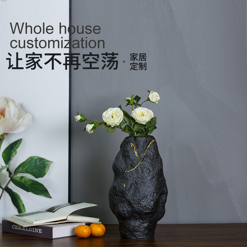 Modern Minimalist Soft Decoration Model Room Living Room Sales Center Black Ceramic Irregular Large Vase