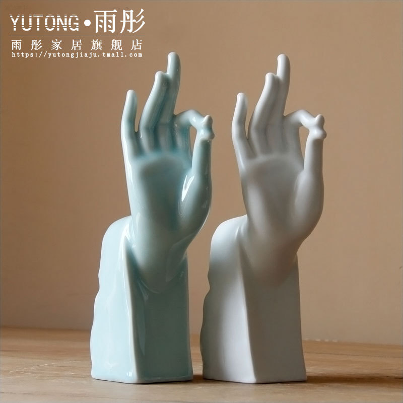 Yutong Home Porcelain Jingdezhen Ceramic Artware Home Decor One Flower One World Flower Handheld Ornament