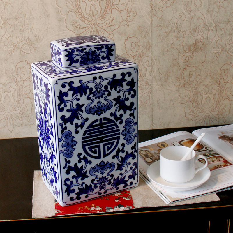 Jingdezhen blue and white porcelain of China creative wind porcelain storage tank ceramic crafts