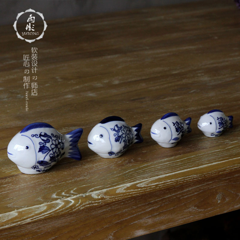 Ceramic small place small blue grass carp fish swim world 】 【 can float in water floating small ornament