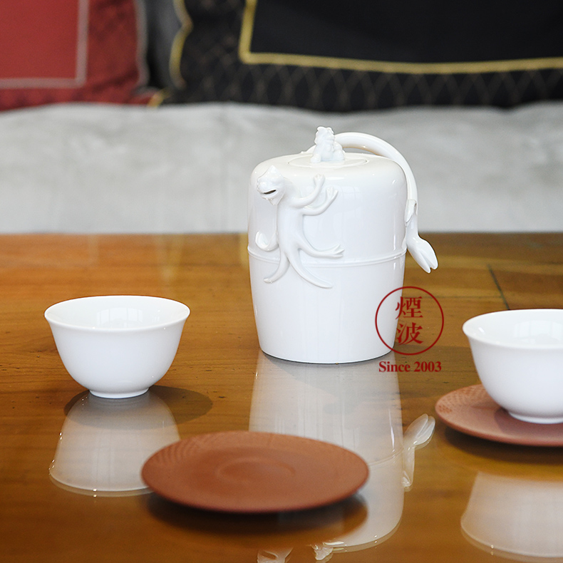 German MEISSEN mason pure white porcelain stoneware series Chinese teacups lizard pot of tea set
