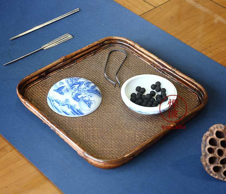 Jingdezhen made lesser collection with lesser RuanDingRong characters (the Buddha) inkpad box porcelain incense box